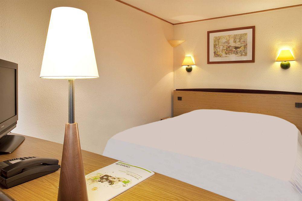 Campanile Manosque Hotel Quarto foto